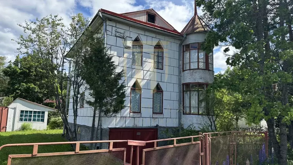 Дом в Ленинградская область, Выборгский район, Рощинское городское ... - Фото 0