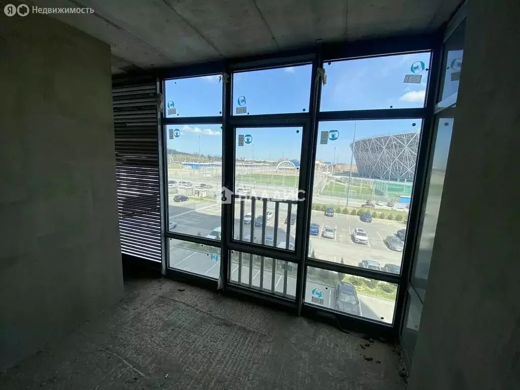 Квартира-студия: Волгоград, Батальонная улица, 9 (52.7 м) - Фото 2