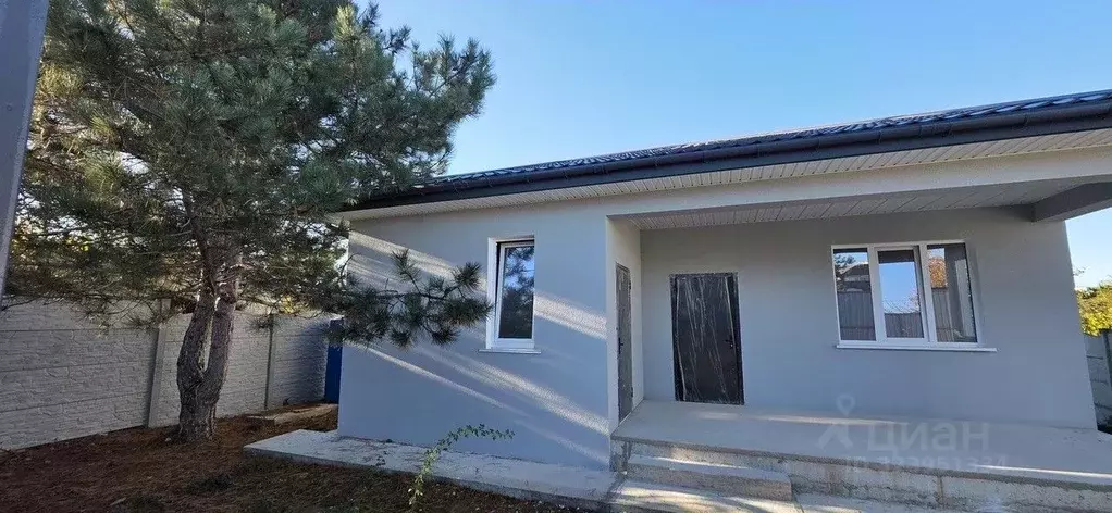 Дом в Севастополь Рассвет-3 садоводческое товарищество,  (104 м) - Фото 1