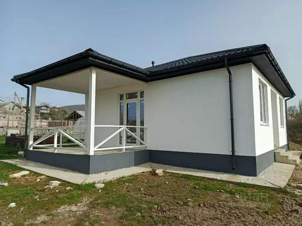 Дом в Севастополь с. Орлиное, ул. Благодатная, 4А (80 м) - Фото 1