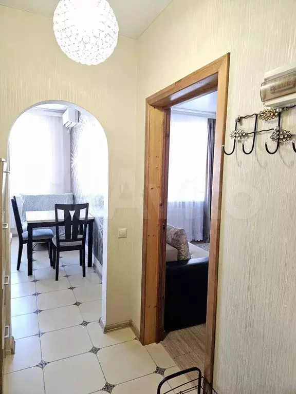 1-к. квартира, 30 м, 4/6 эт. - Фото 0