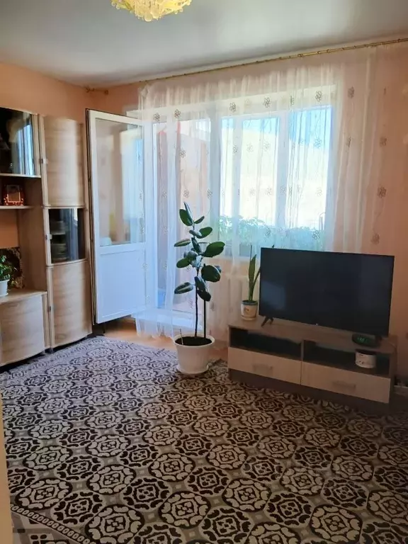1-к кв. Самарская область, Жигулевск В-1 мкр, 35 (37.0 м) - Фото 0
