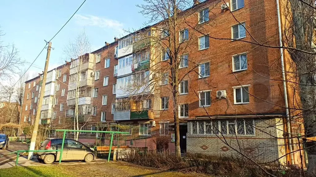 2-к. квартира, 46м, 4/5эт. - Фото 0