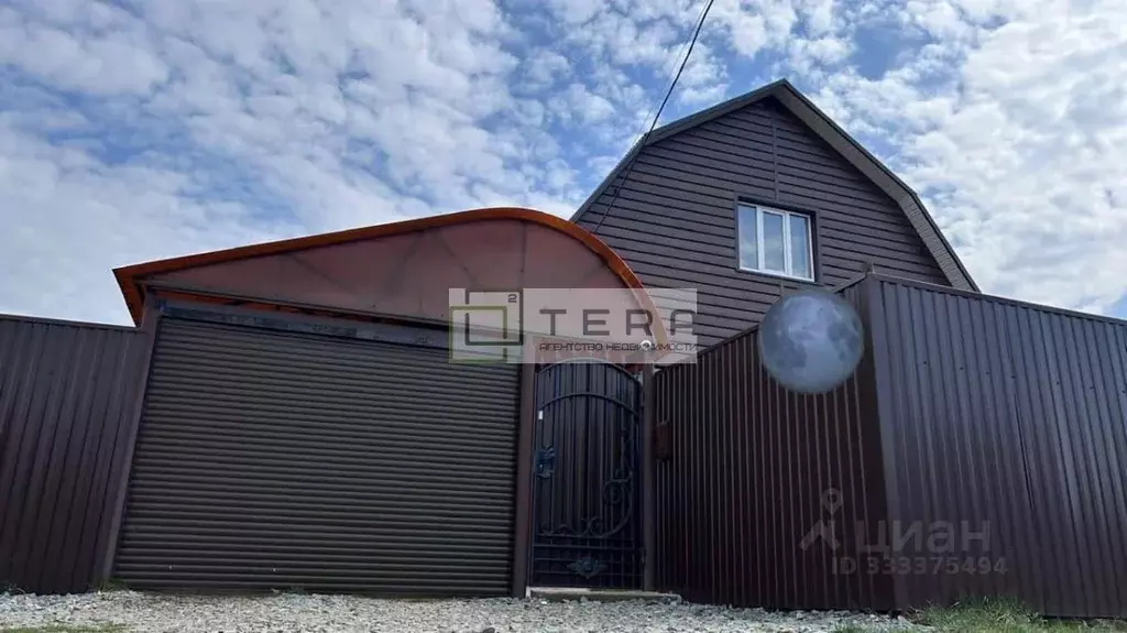 Дом в Башкортостан, с. Иглино ул. Соловьиная, 17 (100 м) - Фото 1