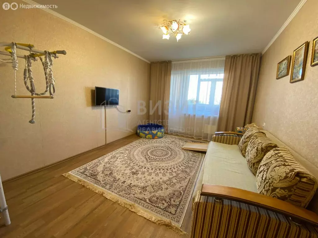 3-комнатная квартира: Нижнекамск, проспект Мира, 83 (67 м) - Фото 0