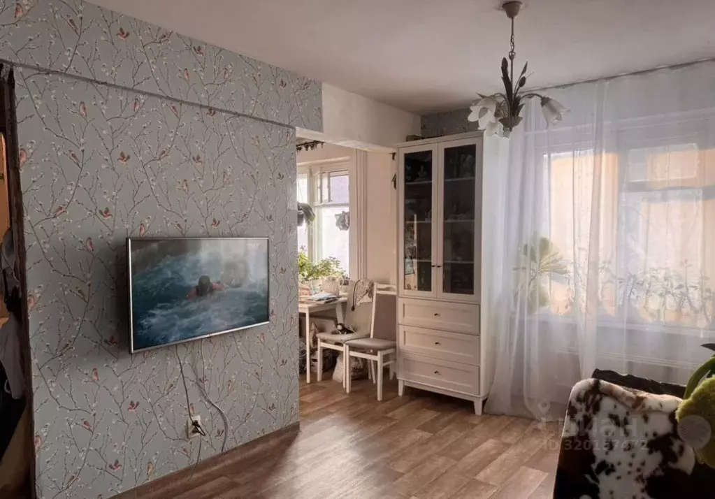 2-к кв. Красноярский край, Красноярск Семафорная ул., 181 (48.8 м) - Фото 1