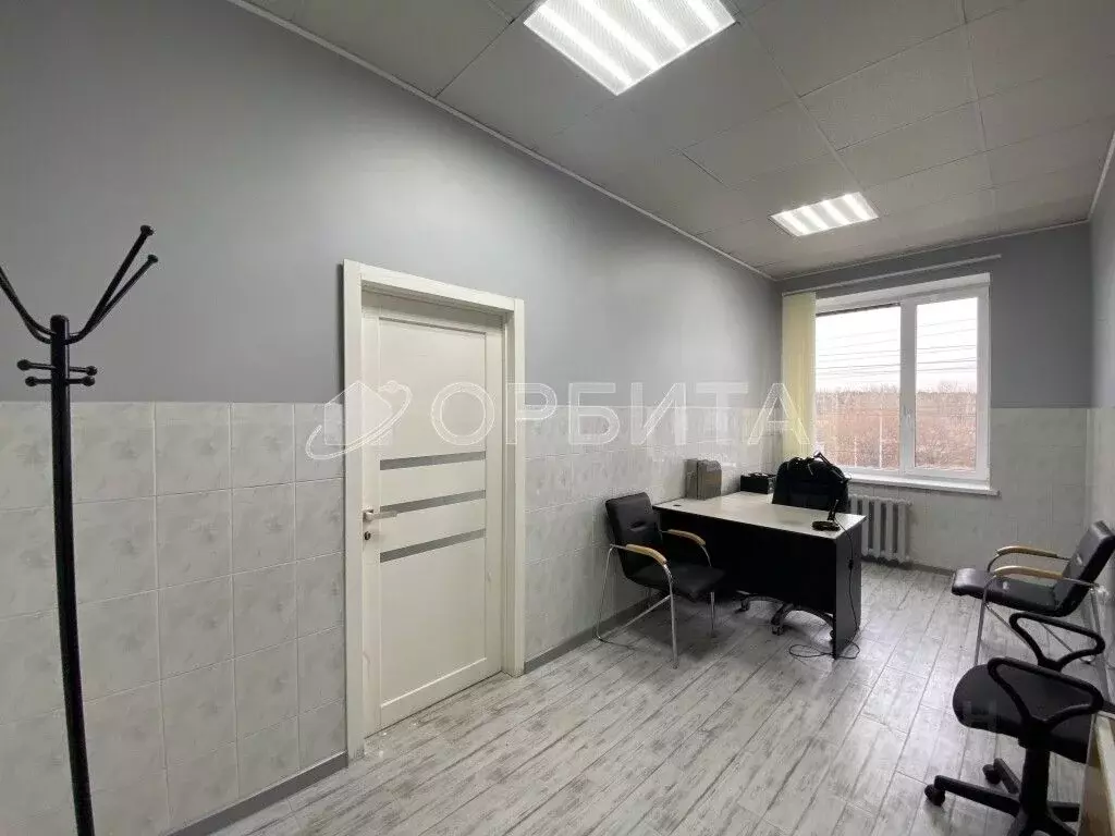 Офис в Тюменская область, Тюмень ул. 50 лет Октября, 206 (14 м) - Фото 1