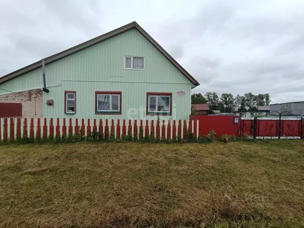 Дом в Башкортостан, Бирский район, Бахтыбаевский сельсовет, с. ... - Фото 1