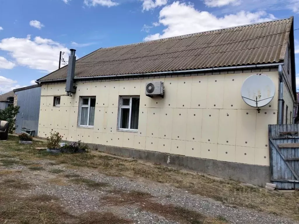Дом в Калмыкия, Элиста проезд 2-й Спортивный, 3 (95 м) - Фото 1