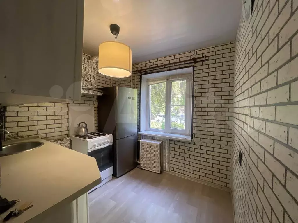 2-к. квартира, 43 м, 1/5 эт. - Фото 1