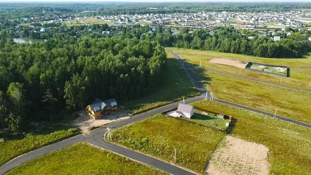 Участок в Московская область, Домодедово городской округ, д. Минаево ... - Фото 1