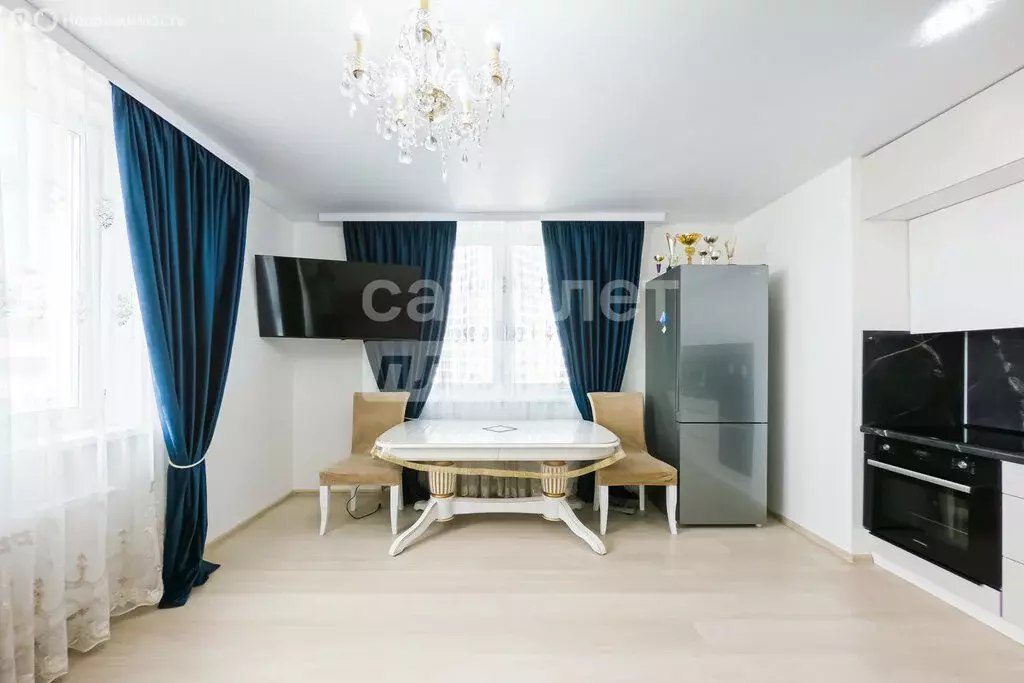 2-комнатная квартира: Екатеринбург, улица Сулимова, 3/3 (54.5 м) - Фото 1