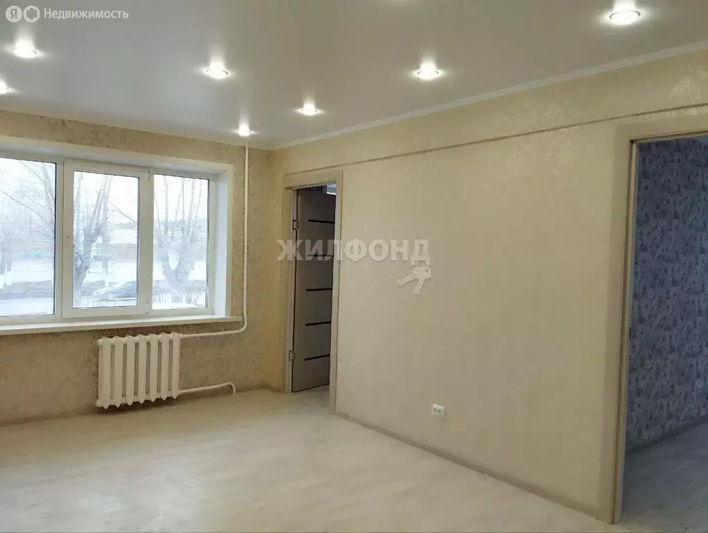 3-комнатная квартира: Ачинск, квартал 7Б, 2 (50.2 м) - Фото 1