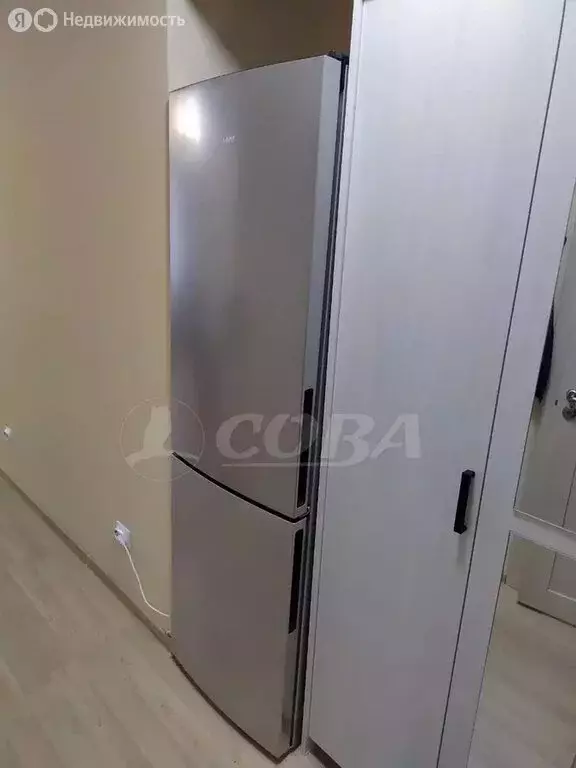 Квартира-студия: Тюмень, улица Василия Подшибякина, 21 (22.4 м) - Фото 1