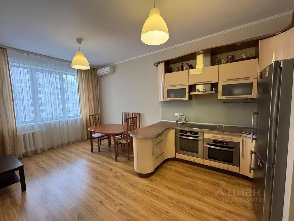 3-к кв. Кемеровская область, Кемерово ул. Свободы, 3 (75.7 м) - Фото 1