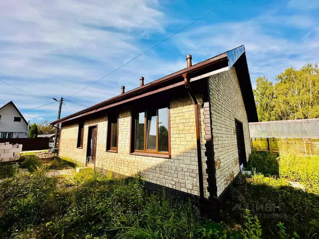 Дом в Калужская область, Жуковский район, Белоусово городское ... - Фото 0