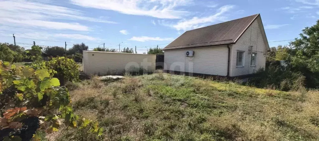 Дом в Краснодарский край, Темрюкский район, Запорожское с/пос, пос. ... - Фото 1