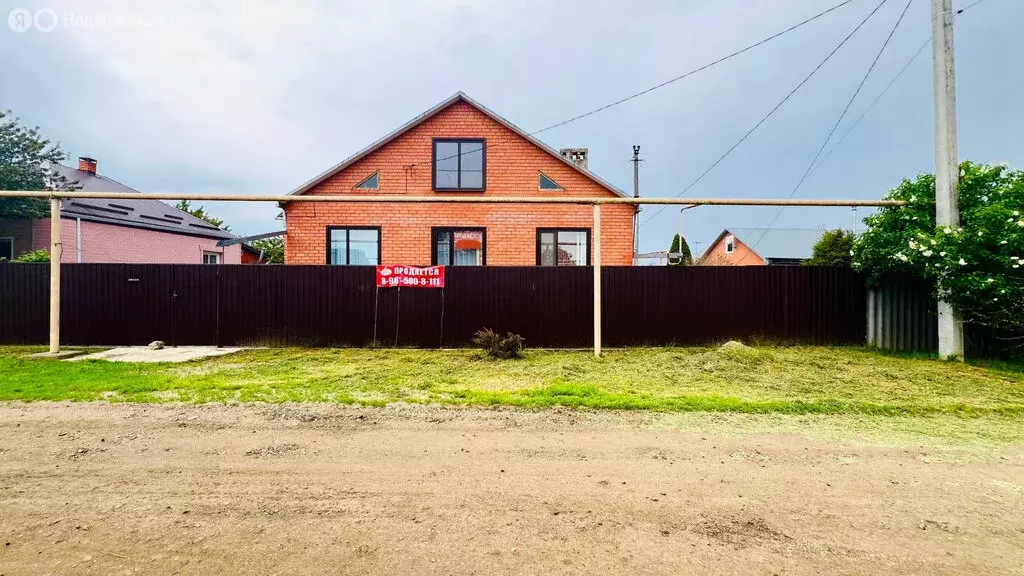 Дом в посёлок Дивный, Урупская улица, 14 (85 м) - Фото 0