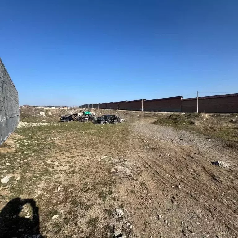 Участок в Ингушетия, Назрань  (6.0 сот.) - Фото 1