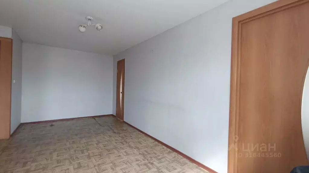 3-к кв. Алтайский край, Рубцовск Октябрьская ул., 109 (41.0 м) - Фото 1