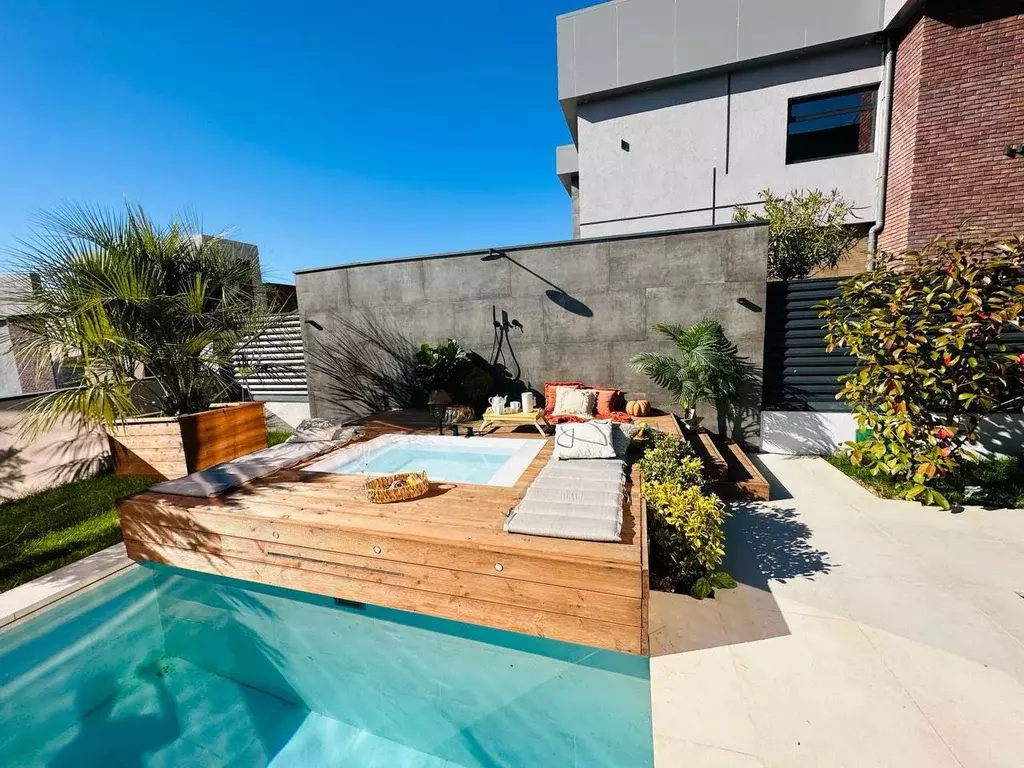 Дом в Краснодарский край, Сочи городской округ, Дагомыс пгт ул. ... - Фото 2