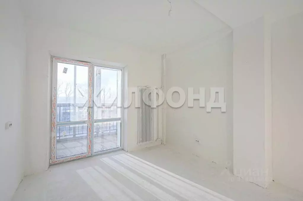 1-к кв. Новосибирская область, Новосибирск Междуреченская ул., 3 (41.7 ... - Фото 0