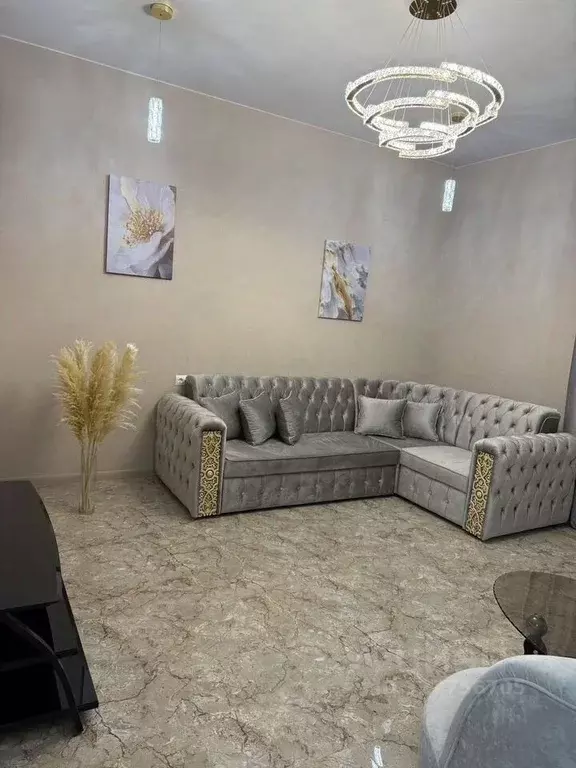 2-к кв. Крым, Симферополь просп. Александра Суворова, 105 (60.0 м) - Фото 2