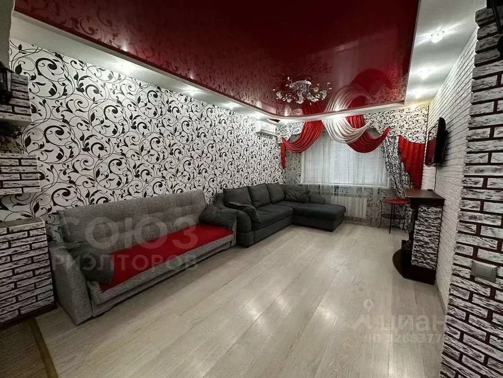 2-к кв. Волгоградская область, Волгоград ул. Землячки, 26 (50.0 м) - Фото 1