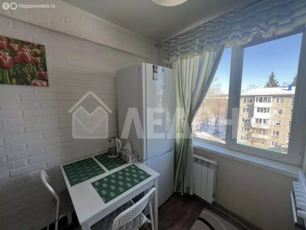 3-комнатная квартира: Омск, 24-я Северная улица, 167 (49.2 м) - Фото 0