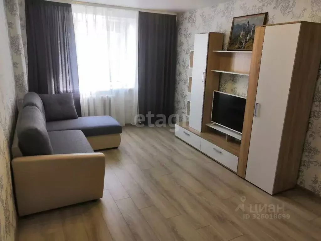 2-к кв. Тюменская область, Тюмень ул. 50 лет Октября, 36а (55.0 м) - Фото 1