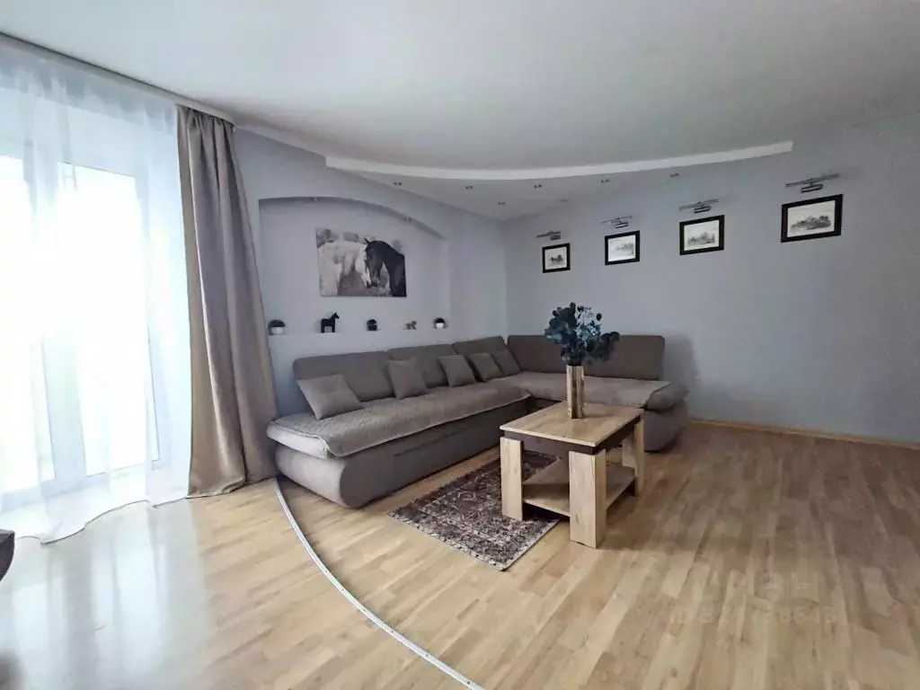 3-к кв. Вологодская область, Череповец Октябрьский просп., 49 (86.0 м) - Фото 1