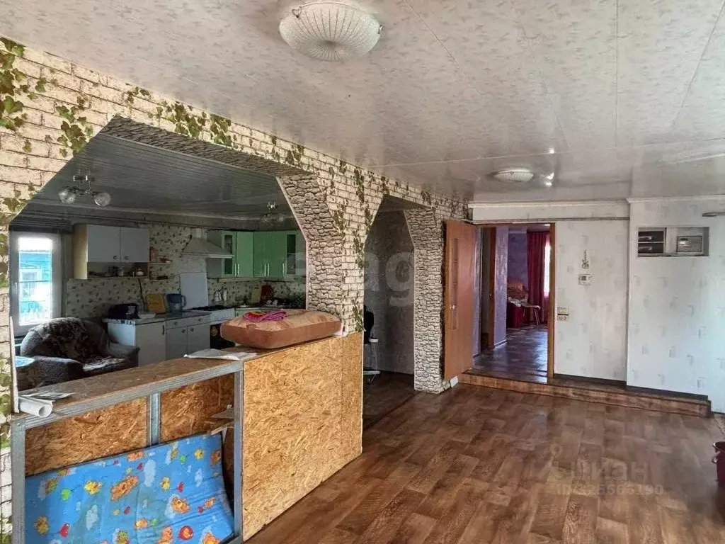 Дом в Челябинская область, пос. Увельский ул. Красноармейская, 62 (117 ... - Фото 1