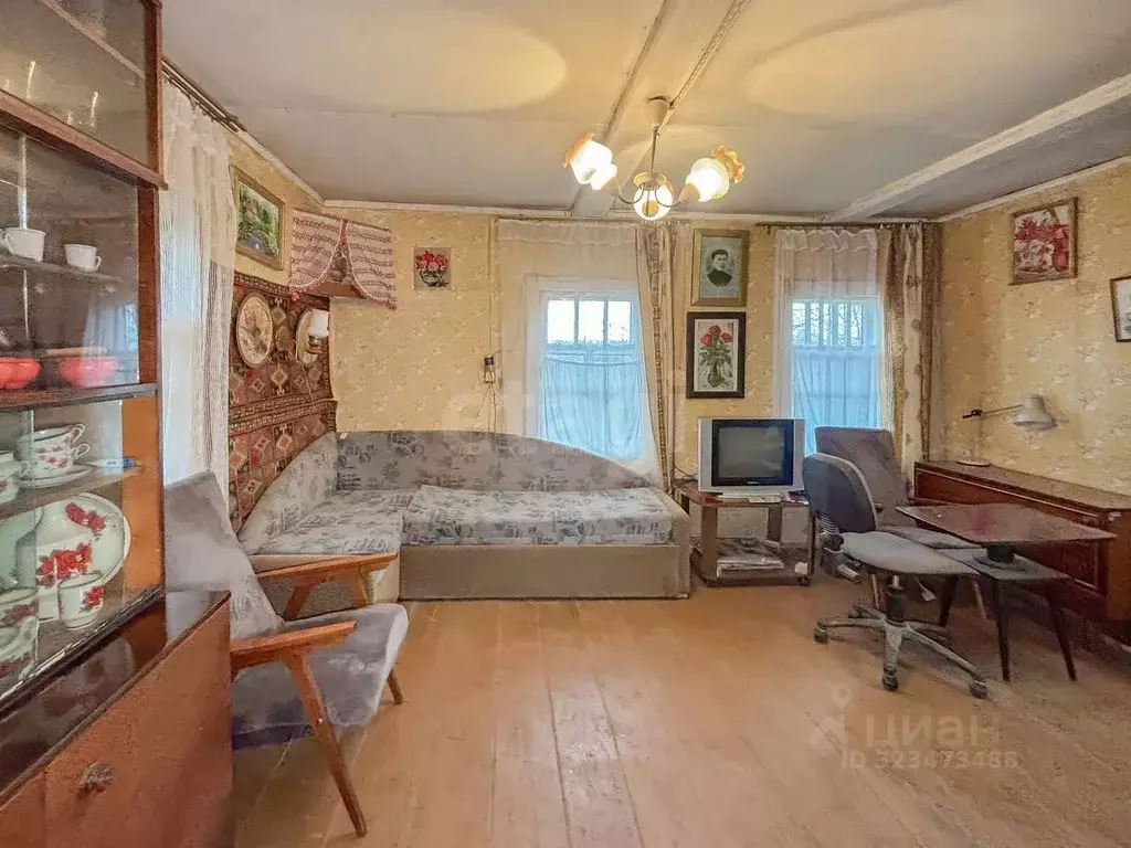 Дом в Псковская область, Псковский район, Ядровская волость, д. ... - Фото 1