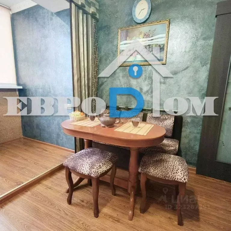 2-к кв. Омская область, Омск Городок Нефтяников мкр, ул. 22 Апреля, ... - Фото 1