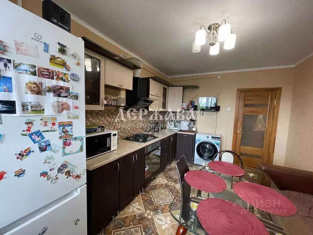 3-к кв. Белгородская область, Старый Оскол Старая Мельница кв-л, 7 ... - Фото 2