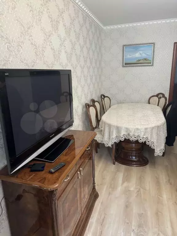 3-к. квартира, 60 м, 4/9 эт. - Фото 1