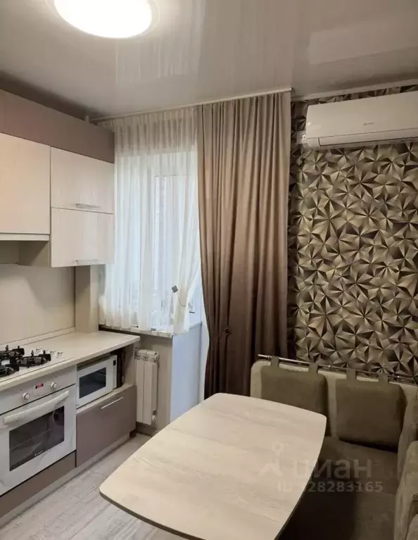 2-к кв. Белгородская область, Белгород ул. Макаренко, 28 (47.1 м) - Фото 1