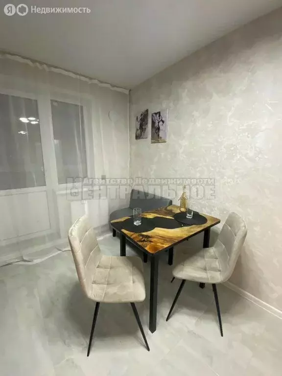 1-комнатная квартира: Смоленск, Киевский переулок, 17А (52 м) - Фото 2