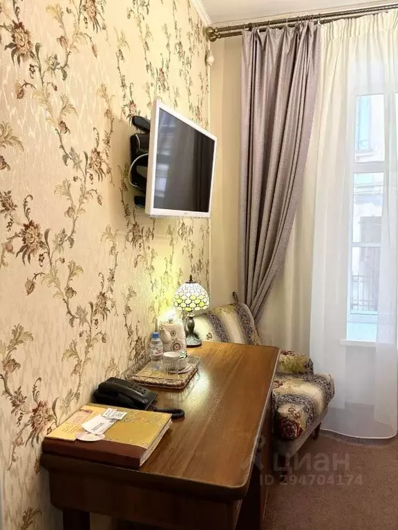 Комната Санкт-Петербург просп. Большой Васильевского острова, 21 (9.0 ... - Фото 1