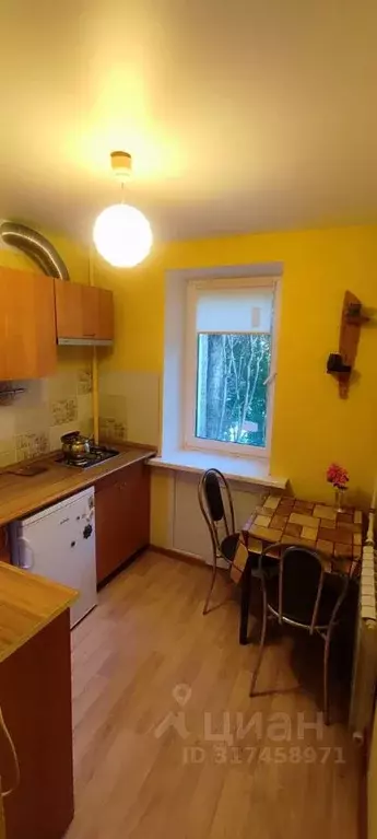 1-к кв. Саратовская область, Саратов Шелковичная ул., 202 (30.0 м) - Фото 0