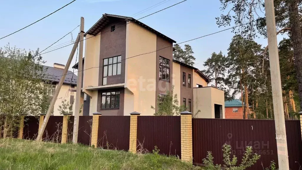 Дом в Свердловская область, Екатеринбург муниципальное образование, ... - Фото 1