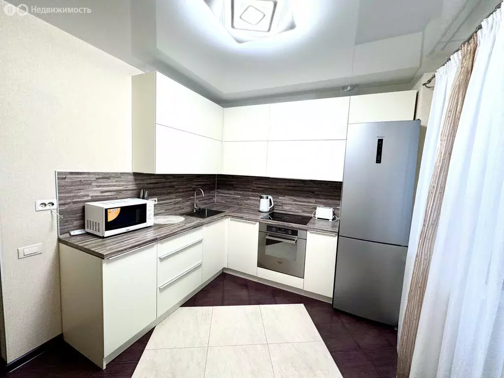 3-комнатная квартира: Киров, улица Ленина, 137 (80 м) - Фото 1