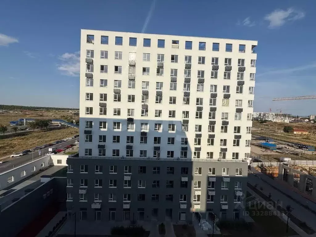 2-к кв. Крым, Симферополь просп. Александра Суворова (61.5 м) - Фото 1