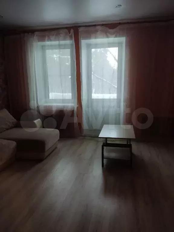 Комната 20 м в 3-к., 3/3 эт. - Фото 0