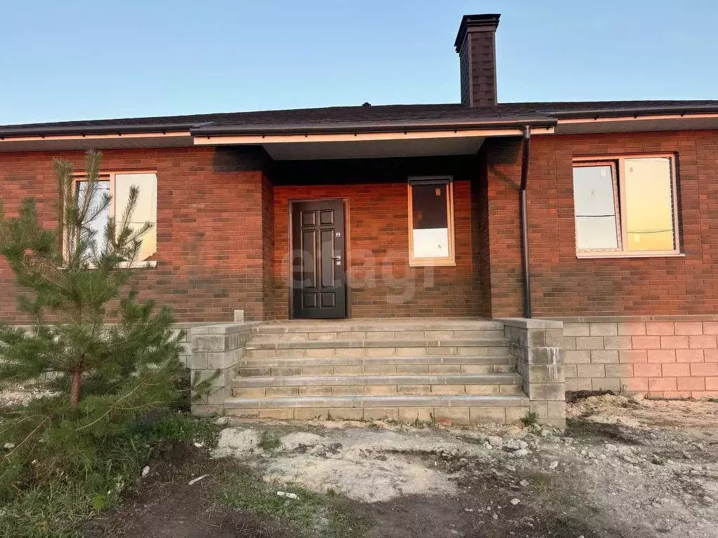 Дом в Белгородская область, Белгородский район, с. Стрелецкое 2 (110 ... - Фото 1