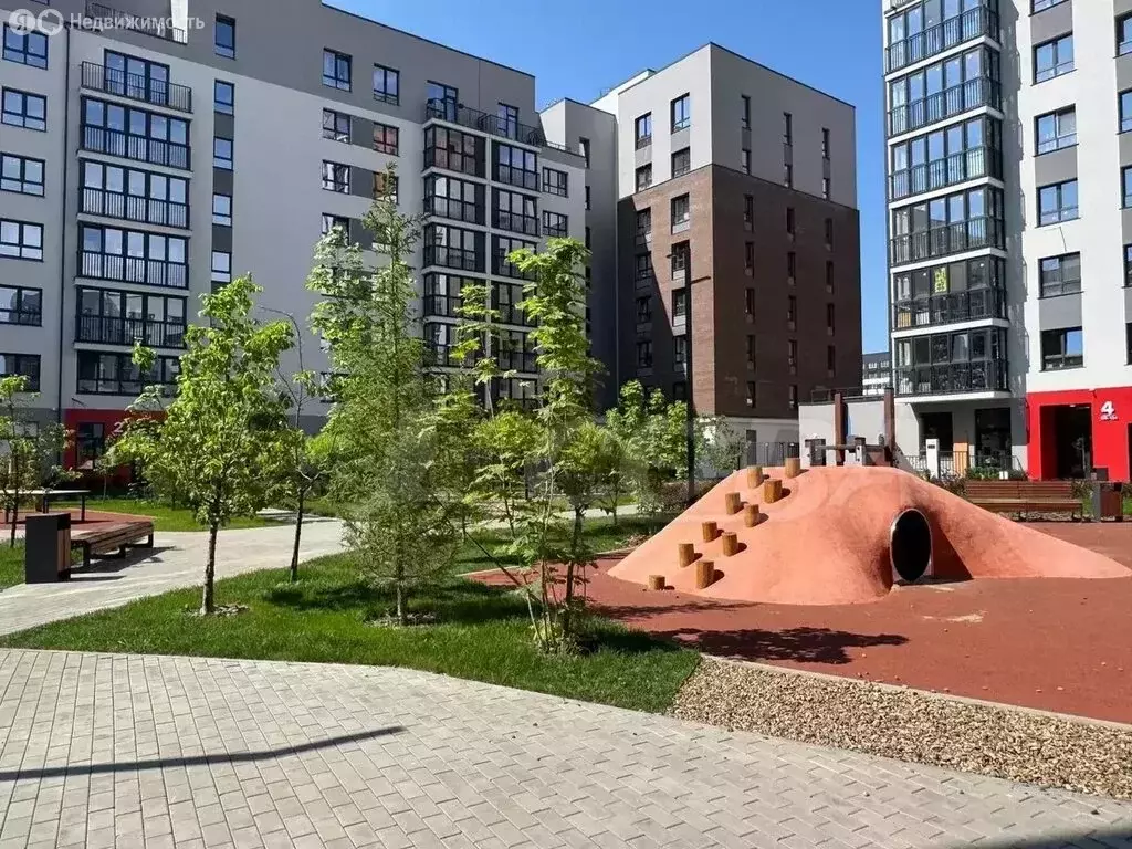 2-комнатная квартира: Тюмень, улица Николая Глебова, 3 (58.7 м) - Фото 2