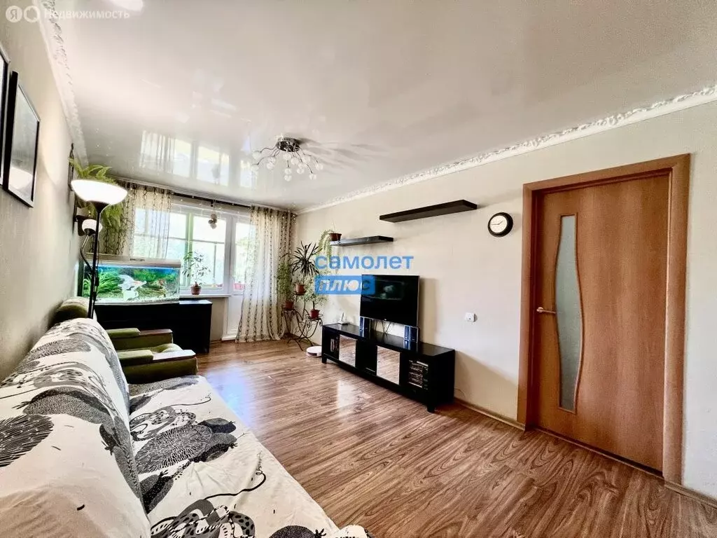 4-комнатная квартира: Барнаул, улица Георгия Исакова, 266 (85.5 м) - Фото 1