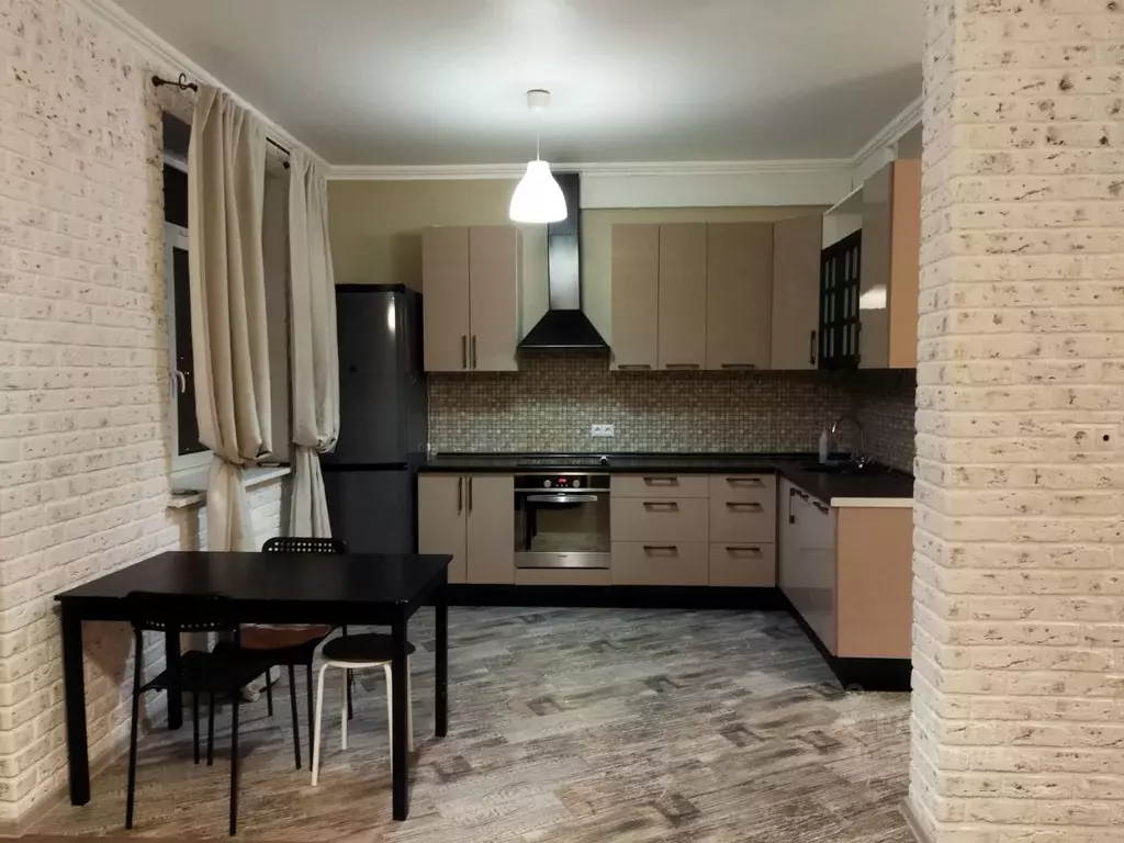 Студия Москва пос. Коммунарка, ул. Липовый Парк, 11 (40.0 м) - Фото 1