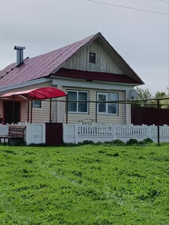Дом в Нижегородская область, Ардатовский муниципальный округ, с. ... - Фото 1