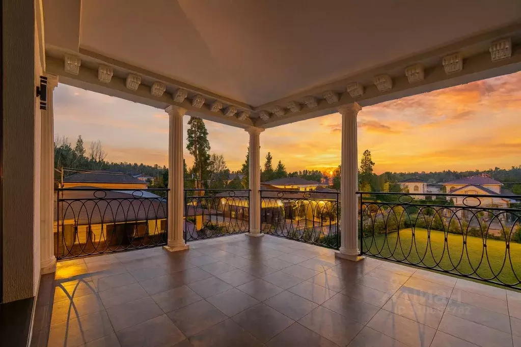 Дом, 1300 м - Фото 1